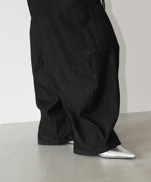 chuclla（チュクラ）の「ボリュームデニムパンツ chw26s233（デニムパンツ・レディース・ブラック・L/M）」の8枚目の写真