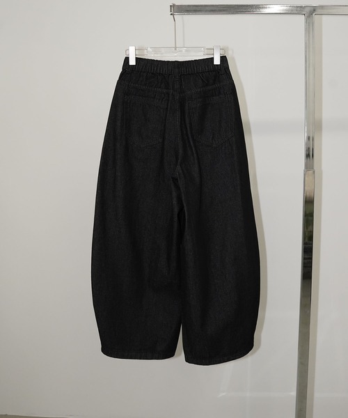 chuclla（チュクラ）の「ボリュームデニムパンツ chw26s233（デニムパンツ・レディース・ブラック・L/M）」の10枚目の写真