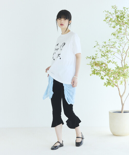 Firsthand(ファーストハンド)の「Firsthand/ファーストハンド コンフォータブル リボンプリント クルーネック Tシャツ(Tシャツ/カットソー・レディース・ホワイト/ブラック/ネイビー・FREE)」の10枚目の写真