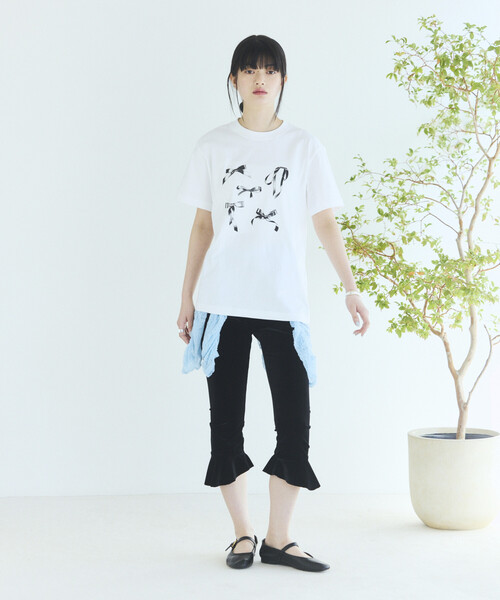 Firsthand(ファーストハンド)の「Firsthand/ファーストハンド コンフォータブル リボンプリント クルーネック Tシャツ(Tシャツ/カットソー・レディース・ホワイト/ブラック/ネイビー・FREE)」の14枚目の写真