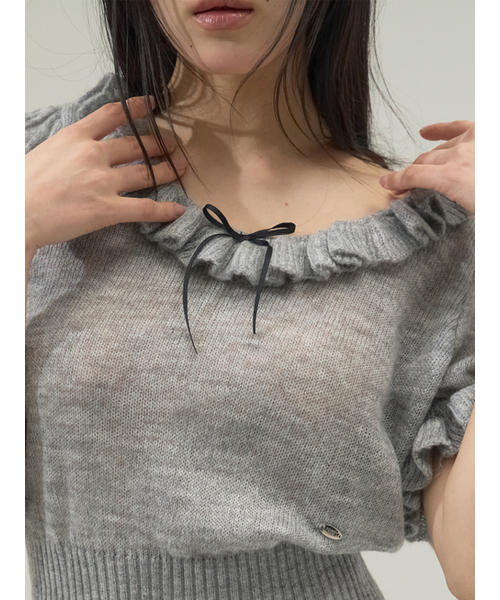 Sorry,Too Much Love（ソーリートゥーマッチラブ）の「Ruffle Trim Ballet Mood Knit Top_Gray（ニット/セーター・レディース・その他・FREE）」の3枚目の写真