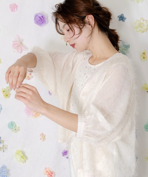 iS ScoLar(イズスカラー)の「562211:ひまわり刺繍 フェザーラメシフォンカーディガン(カーディガン/ボレロ・レディース・ピンク/ブラック/アイボリー・M)」の7枚目の写真