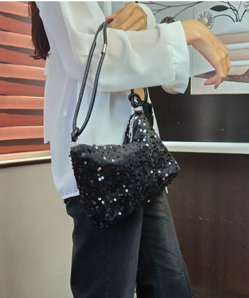 tolene(トレネ)の「スパンコール キラキラ ミニバッグ ショルダーバッグ(ショルダーバッグ・レディース・ブラック/シルバー・FREE)」の16枚目の写真