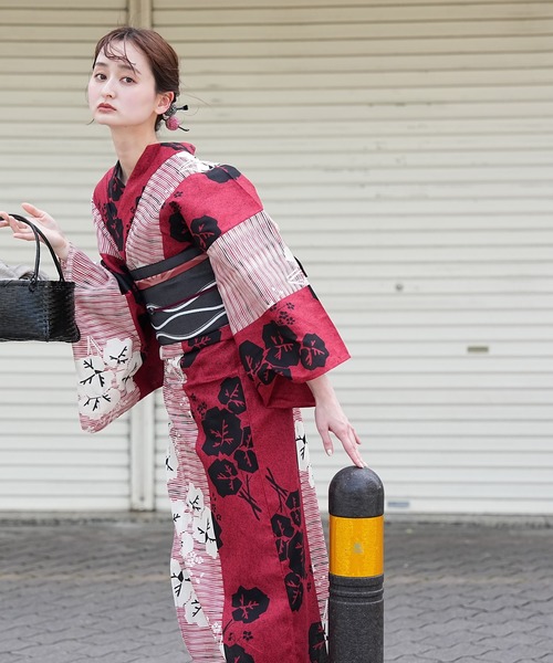 utatane(ウタタネ)の「2026新作 選べる浴衣3点セット utataneオリジナル(浴衣・レディース・ホワイト系1/ネイビー系3/ネイビー系4/ブラック系5/ブラック系1/ネイビー系1/ブラック系3/グリーン系2/グリーン系1/ネイビー系2/ブラック系4/レッド系2/ホワイト系2/ブラック系2・FREE)」の14枚目の写真