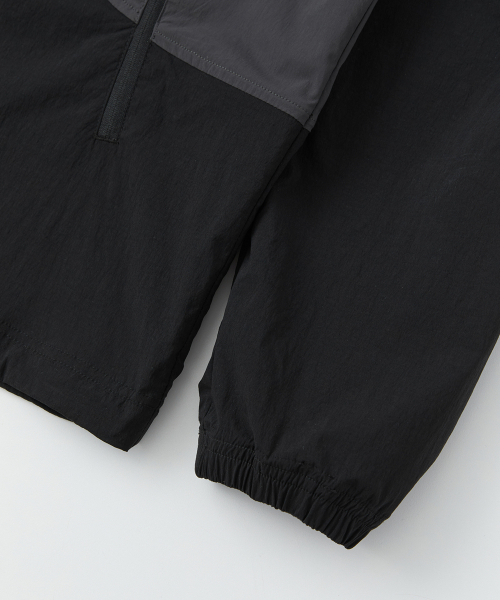 RAIMENT(レイメント)の「カーブドラグランフードウィンドブレーカー_ブラック(ナイロンジャケット・メンズ・その他・SMALL/MEDIUM/LARGE)」の6枚目の写真