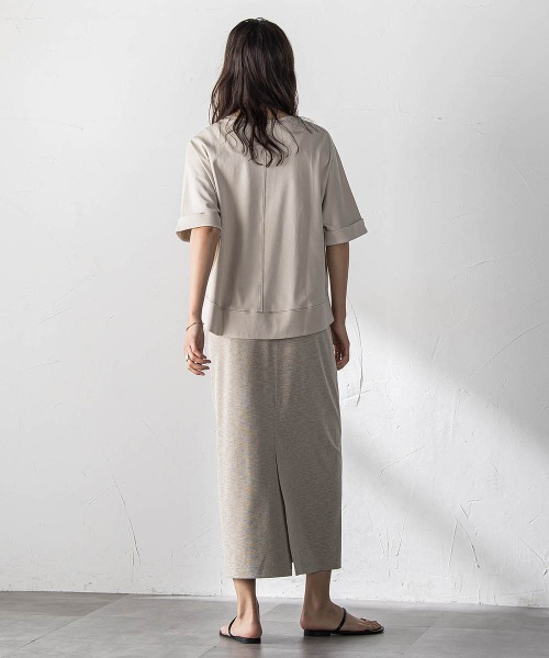 MAYSON GREY(メイソングレイ)の「トリケア配色ステッチプルオーバー(Tシャツ/カットソー・レディース・ブラック/ベージュ/ホワイト・M)」の10枚目の写真