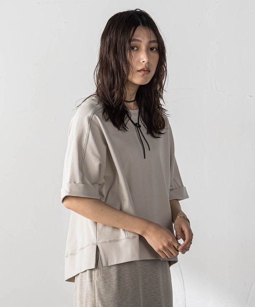 MAYSON GREY(メイソングレイ)の「トリケア配色ステッチプルオーバー(Tシャツ/カットソー・レディース・ブラック/ベージュ/ホワイト・M)」の5枚目の写真