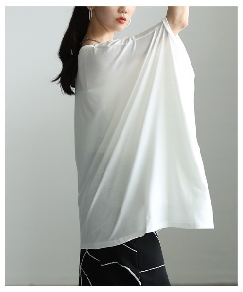 Sawa a la mode(サワアラモード)の「アシンメトリーチュニックカットソー(Tシャツ/カットソー・レディース・グレー/ホワイト/ブラック・FREE)」の13枚目の写真