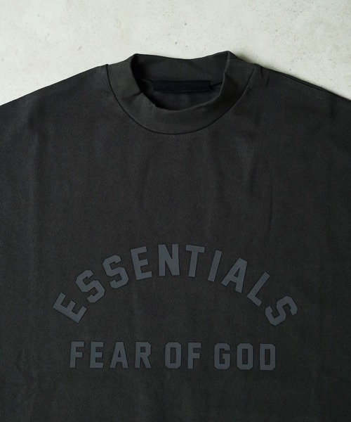 FOG ESSENTIALS(エフオージーエッセンシャルズ)の「"08"≪FOG ESSENTIALS≫フロントロゴ ヘビーウェイト Tシャツ(Tシャツ/カットソー・メンズ・スミクロ/ブラック・M/L/XL)」の4枚目の写真