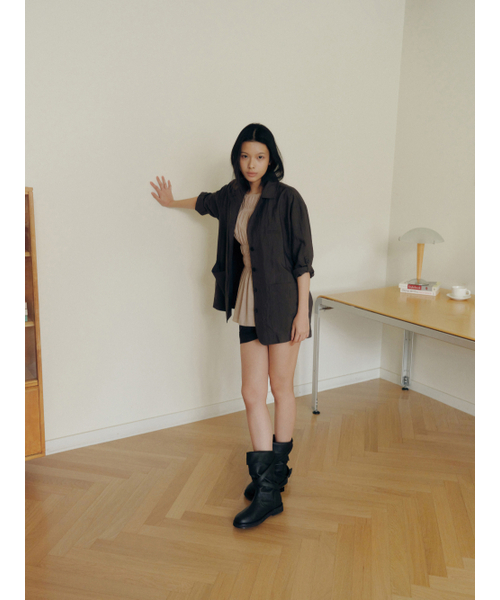 Yuje(ユジェ)の「AIRY TRENCH JACKET (2color)(テーラードジャケット・レディース・Off White/チャコールグレー・FREE)」の16枚目の写真
