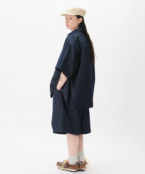 WISM(ウィズム)の「Estudio Niksen / エストゥディオ・ニクセン Shortsleeve Wide Shirt(シャツ/ブラウス・メンズ・ネイビー・1/2)」の6枚目の写真