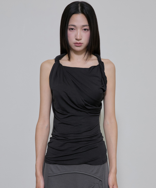 FLAREUP(フレアアップ)の「Braided Asymmetrical Sleeveless (FL-166_Black)(Tシャツ/カットソー・レディース・ブラック・OS)」の3枚目の写真