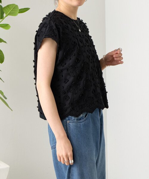 BEARDSLEY(ビアズリー)の「シシュウブラウス(シャツ/ブラウス・レディース・ホワイト/ブラック・FREE)」の5枚目の写真