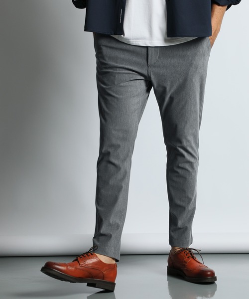 The DUFFER of ST.GEORGE(ザダファーオブセントジョージ)の「『WONDER SHAPE』OXFORD SLIM:360°全方向高伸縮『ワンダーシェイプ』吸水速乾 スリムフィットパンツ(スラックス・メンズ・ライトグレー/チャコールグレー/ブラック・MEDIUM/SMALL/X-LARGE/LARGE)」の3枚目の写真