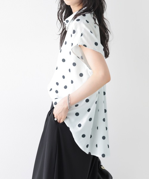SUGAR BISKET(シュガービスケット)の「フレンチスリーブ シアーシャツ(シャツ/ブラウス・レディース・ホワイト/ブラック/ブラウン・フリー)」の6枚目の写真