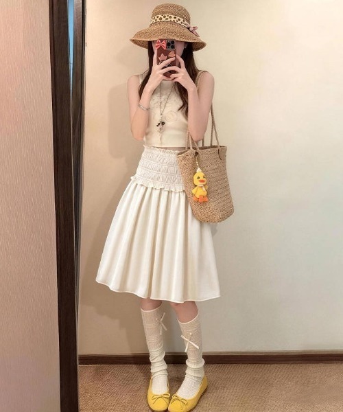 Mela(メラ)の「2WAY シャーリングサテン ベアトップ&スカート(チューブトップ・レディース・ホワイト・S/L/M)」の15枚目の写真
