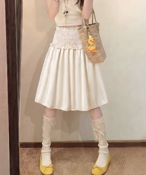 Mela(メラ)の「2WAY シャーリングサテン ベアトップ&スカート(チューブトップ・レディース・ホワイト・S/L/M)」の16枚目の写真