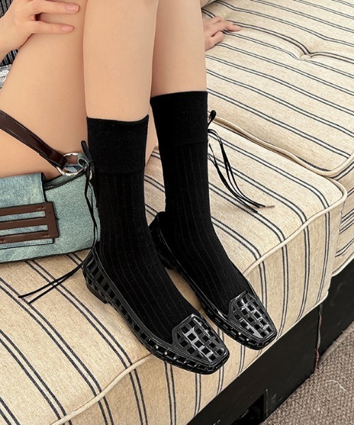 WEGO(ウィゴー)の「【jelly shoes】26夏最新トレンド!ジェリーローファーサンダル(サンダル・レディース・ブラック/ゴールド/その他1/シルバー・MEDIUM/LARGE)」の2枚目の写真