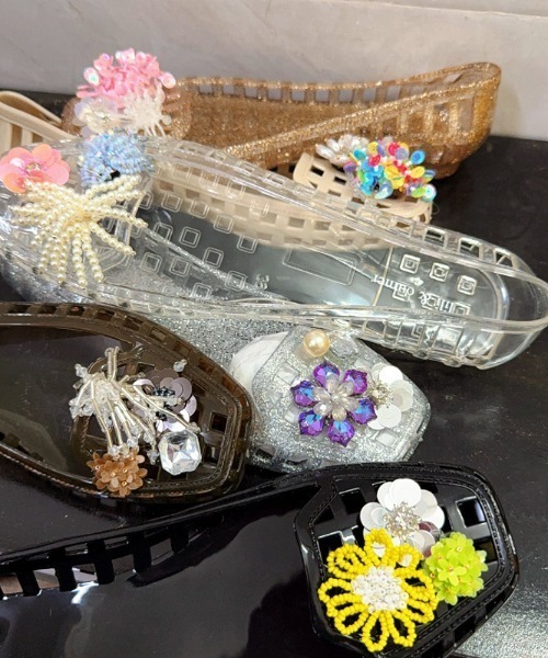 WEGO(ウィゴー)の「【jelly shoes】26夏最新トレンド!ジェリーローファーサンダル(サンダル・レディース・ブラック/ゴールド/その他1/シルバー・MEDIUM/LARGE)」の8枚目の写真