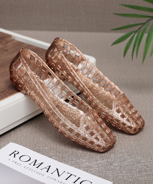 WEGO（ウィゴー）の「【jelly shoes】26夏最新トレンド！ジェリーローファーサンダル（サンダル・レディース・ブラック/ゴールド/その他1/シルバー・MEDIUM/LARGE）」の19枚目の写真