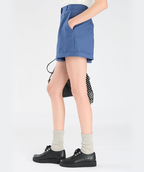 To b. by agnes b.(トゥービーバイアニエスベー)の「オックスフォード ショートパンツ(その他パンツ・レディース・ネイビー・36/40/38)」の3枚目の写真