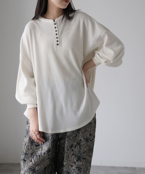 ヘンリーネックフレアTシャツ　　　　　