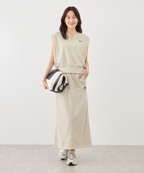 ROPE' PICNIC(ロペピクニック)の「キーネックラメ入りミニ裏毛トップス/汗染み防止・セットアップ対応(Tシャツ/カットソー・レディース・グレー系その他/チャコールグレー/ライトグレー・FREE)」の11枚目の写真