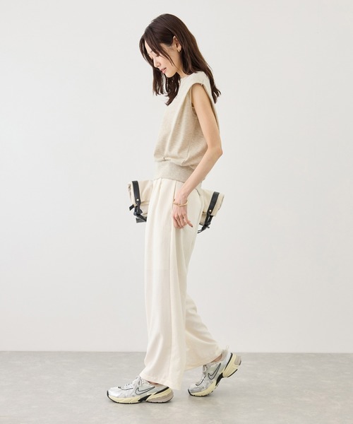 ROPE' PICNIC(ロペピクニック)の「キーネックラメ入りミニ裏毛トップス/汗染み防止・セットアップ対応(Tシャツ/カットソー・レディース・グレー系その他/チャコールグレー/ライトグレー・FREE)」の20枚目の写真