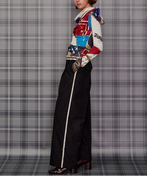MAISON SPECIAL(メゾンスペシャル)の「Wide Straight Chino Pants/ワイドストレートチノパンツ(その他パンツ・レディース・ブラック/ベージュ・36/38)」の8枚目の写真