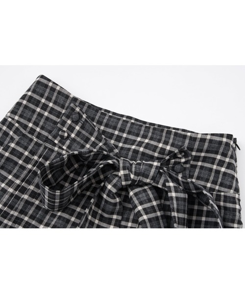 andwang(アンドワン)の「Ribbon Tie Arrange Shorts(スカート・レディース・チェック/ベージュ/ブラック・SMALL/MEDIUM)」の8枚目の写真