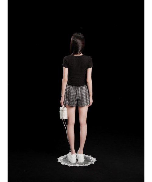andwang(アンドワン)の「Ribbon Tie Arrange Shorts(スカート・レディース・チェック/ベージュ/ブラック・SMALL/MEDIUM)」の11枚目の写真