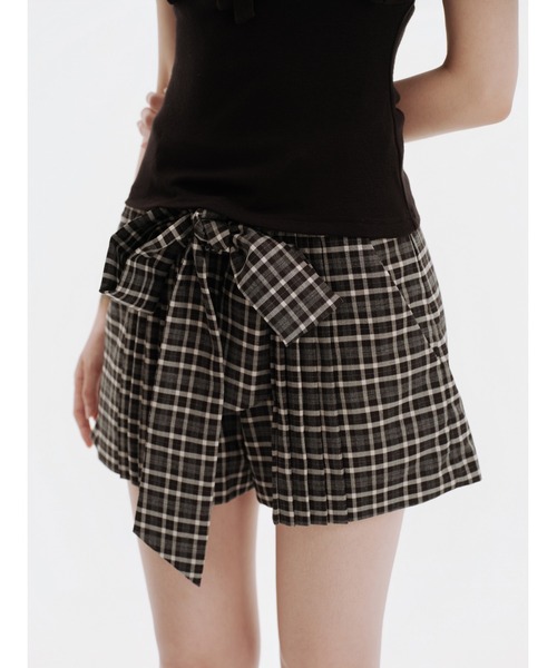 andwang(アンドワン)の「Ribbon Tie Arrange Shorts(スカート・レディース・チェック/ベージュ/ブラック・SMALL/MEDIUM)」の10枚目の写真