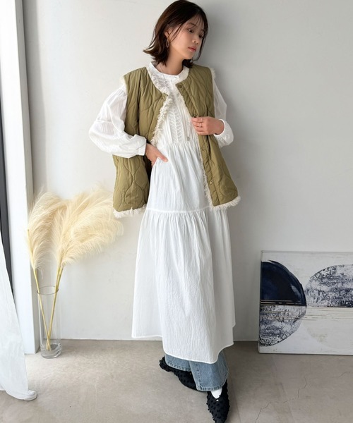 Classical Evon（クラシカルエヴォン）の「【Classical Evon】綿100素材で快適な着心地♪ティアード切り替えが美しく着映える 変形ピンタックワンピース（ワンピース・レディース・ベージュ/オフホワイト/ブラウン/ブラック・SMALL/LARGE/X-LARGE/MEDIUM）」の17枚目の写真