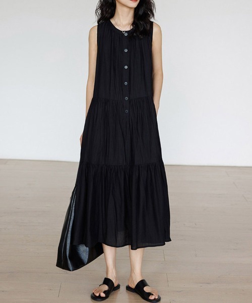 ONEP STAR(ワンピスター)の「フロントボタンティアードノースリーブワンピース(ワンピース・レディース・ブラック・MEDIUM/LARGE/X-LARGE)」の3枚目の写真