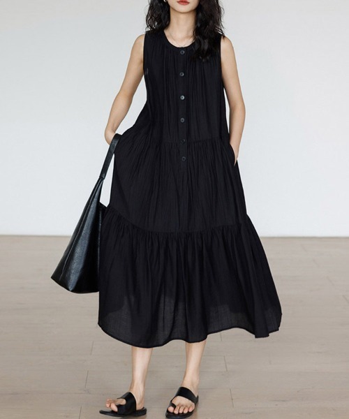 ONEP STAR(ワンピスター)の「フロントボタンティアードノースリーブワンピース(ワンピース・レディース・ブラック・MEDIUM/LARGE/X-LARGE)」の8枚目の写真