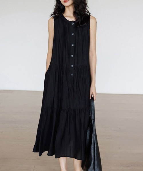 ONEP STAR(ワンピスター)の「フロントボタンティアードノースリーブワンピース(ワンピース・レディース・ブラック・MEDIUM/LARGE/X-LARGE)」の10枚目の写真