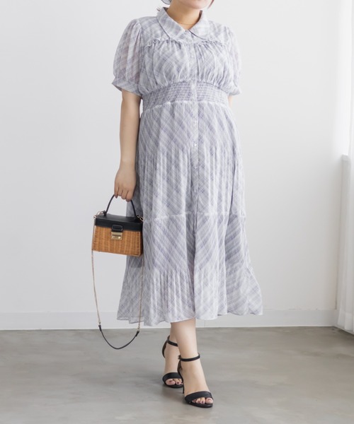 CLETTE(クレット)の「シアーチェックプリーツワンピース(ワンピース・レディース・ラベンダー/ブルー/ベージュ・3L/4L/LL)」の20枚目の写真
