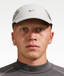 NIKE（ナイキ）の「ナイキ フライ アンストラクチャード ナイキ テック キャップ   Nike Fly Unstructured Nike Tech Cap IU6826-072 Light Bone（キャップ）」