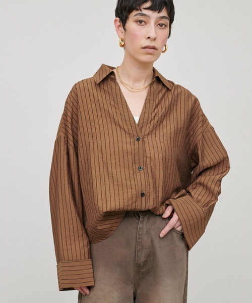 LARUTA(ラルータ)の「【LARUTA】シアースキッパーマルチWAYシャツ(シャツ/ブラウス・レディース・その他1/その他3/その他2/ブラウン・FREE)」の3枚目の写真