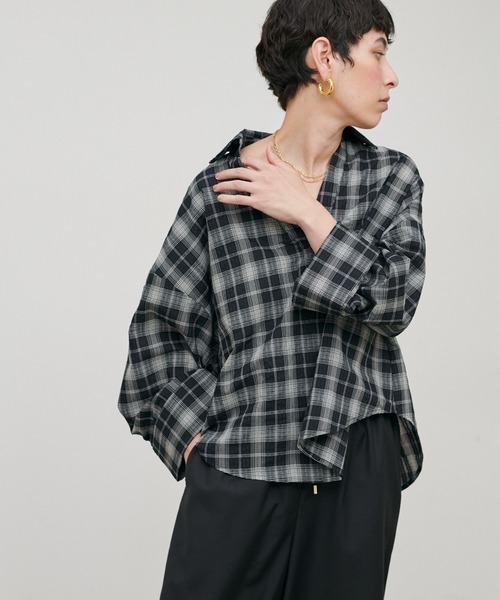 LARUTA(ラルータ)の「【LARUTA】シアースキッパーマルチWAYシャツ(シャツ/ブラウス・レディース・その他1/その他3/その他2/ブラウン・FREE)」の4枚目の写真