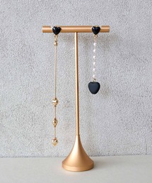 Three Four Time（スリーフォータイム）の「ハートアシメピアス（ピアス（両耳用））」