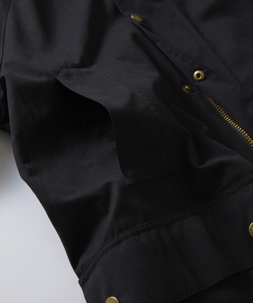 Barbour(バブアー)の「Barbour/バブアー 別注OS Beaufort ピーチスキン_lining/オーバーサイズ ビューフォート ライニング(その他アウター・レディース・セージグリーン/ブラック・38)」の8枚目の写真