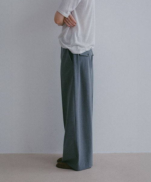 ETRE TOKYO(エトレトウキョウ)の「センタークリースクリーンパンツ(その他パンツ・レディース・ブラック/グレー・M/S)」の10枚目の写真