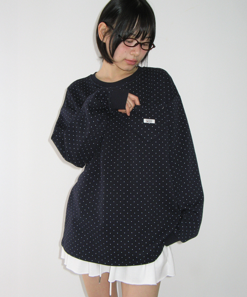 RONRON(ロンロン)の「DOT HEART POCKET OVER FIT LONG SLEEVE NAVY(Tシャツ/カットソー・レディース・その他・FREE)」の3枚目の写真