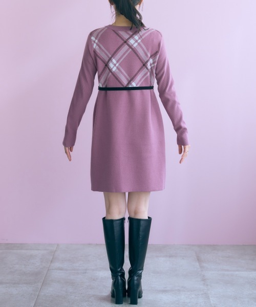 marun(マルン)の「<大きいサイズ>アーガイルニットチュニックワンピース marun(ワンピース・レディース・ピンク系/ブラック・5L/4L/3L/LL/L)」の18枚目の写真