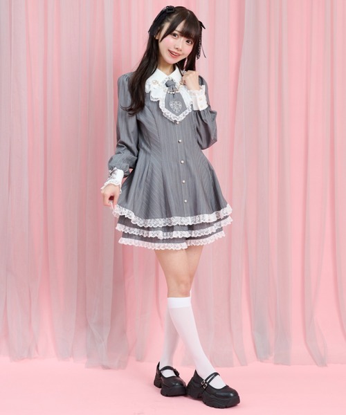 Secret Honey(シークレットハニー)の「ラッフルネクタイ長袖セットアップ(セットアップ・レディース・ブラック/ピンク/グレー・MEDIUM)」の5枚目の写真