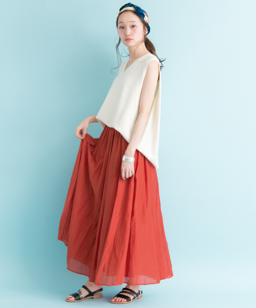 URBAN RESEARCH（アーバンリサーチ）の「UR コットンシルクギャザーマキシスカート（スカート・レディース・オレンジ/ライトグレー/ライトグリーン・FREE）」の3枚目の写真