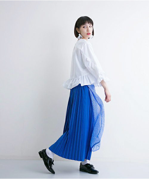 merlot plus(メルロープリュス)の「レースパールピアス0182(ピアス(両耳用)・レディース・ブラック/ホワイト・FREE)」の5枚目の写真