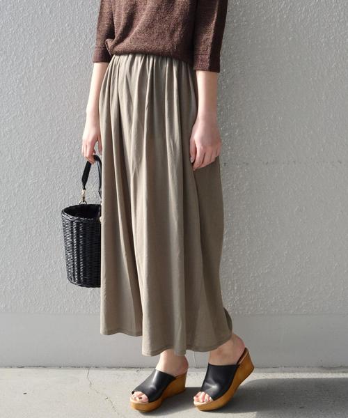 SHIPS（シップス）の「ジャージーラップスカーチョ◇（その他パンツ・レディース・オリーブ/ブラウン/ダークブルー・ONE SIZE）」の2枚目の写真