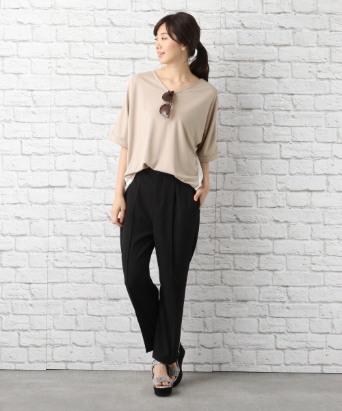 LEPSIM（レプシィム）の「ハイウエストピンタックパンツ　759070（その他パンツ・レディース・ライトベージュ/ブラック/グリーン・LARGE/MEDIUM）」の4枚目の写真